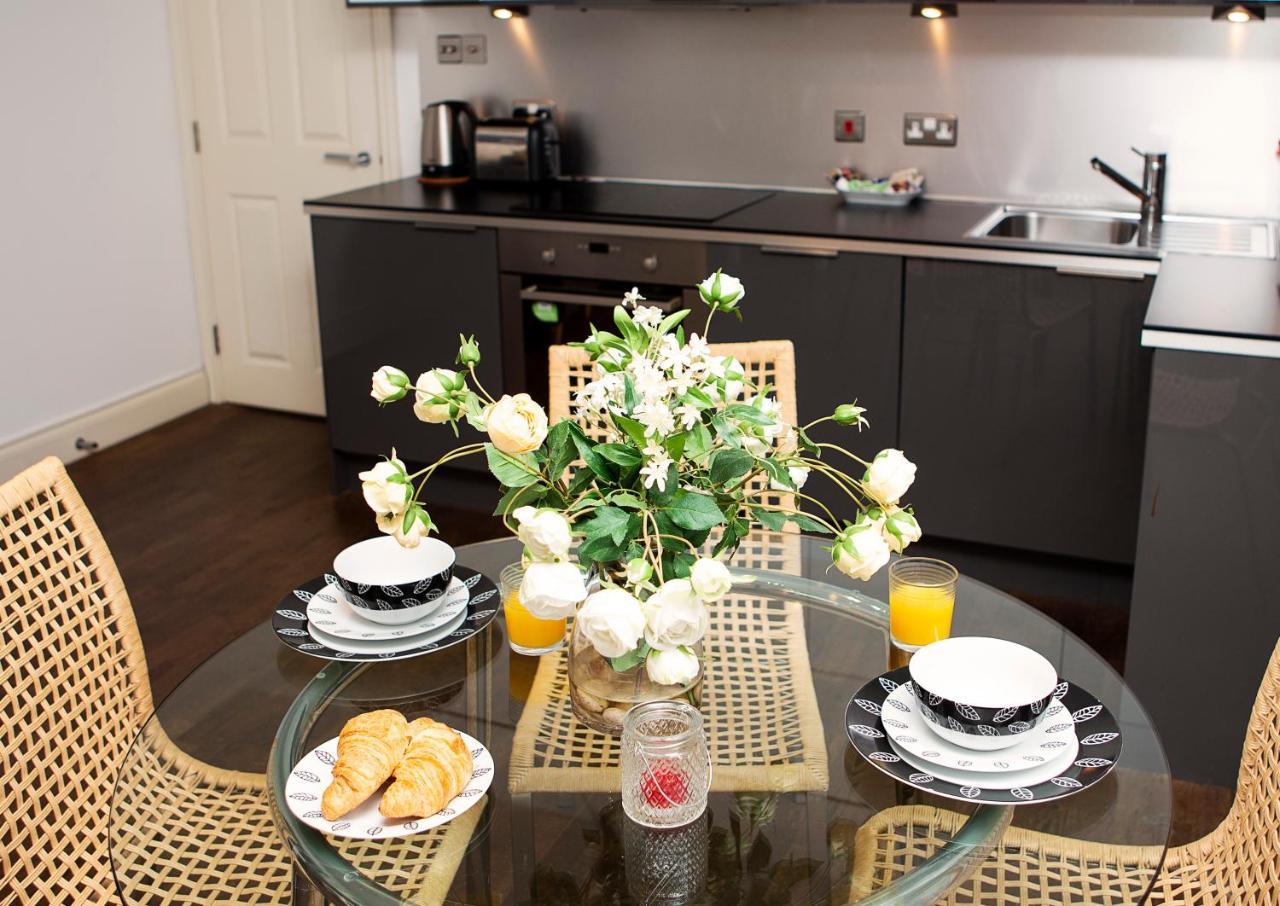 Apartament 2, Trafalgar Square 2nd Floor By Indigo Flats